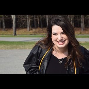 Meet your Posher, Rachel